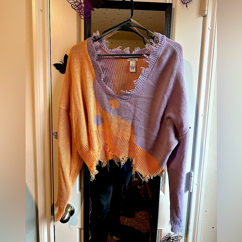Crop sweater
